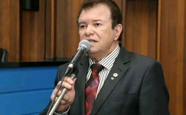 Visita ilustre na redação