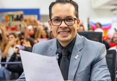 Neto santos um homem comprometido com a verdade.
